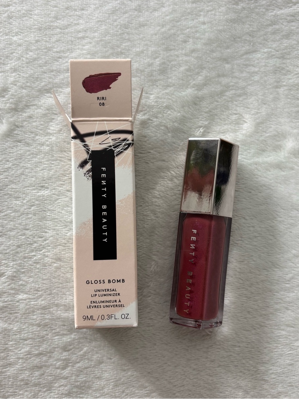Fenty Beauty Gloss Bomb Universal Lip Luminizer Lip Gloss Riri 9ml